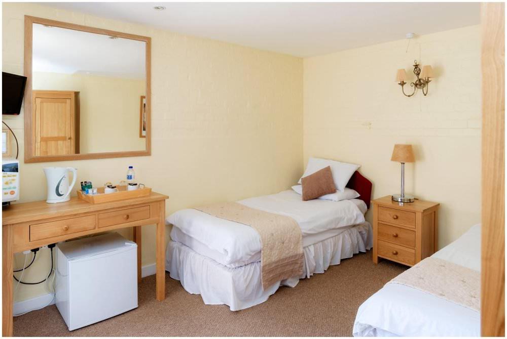 Kingfisher Barn Bed&Breakfast Abingdon-on-Thames Exterior foto