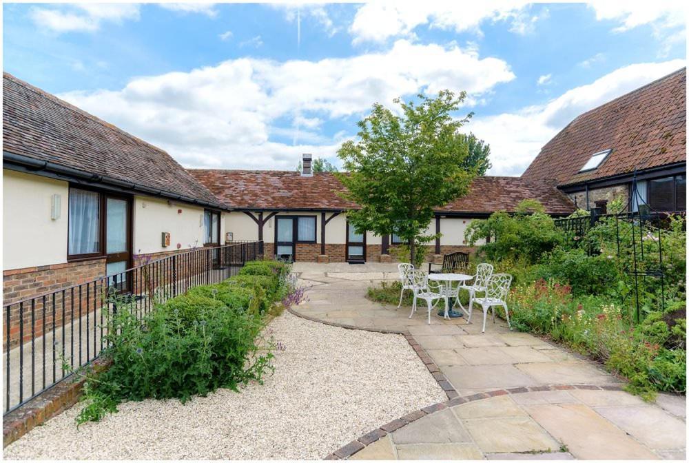 Kingfisher Barn Bed&Breakfast Abingdon-on-Thames Exterior foto