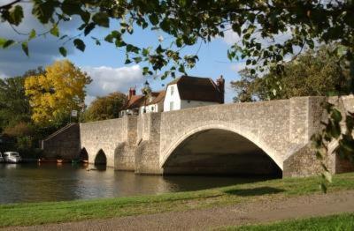 Kingfisher Barn Bed&Breakfast Abingdon-on-Thames Exterior foto